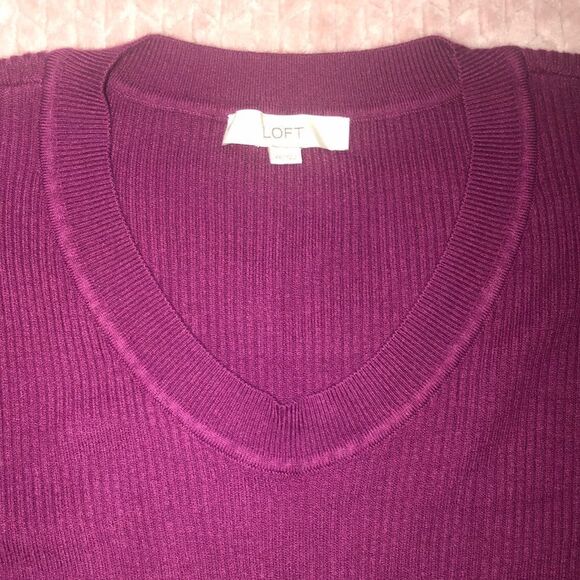 Loft Womens Maroon Ribbed V-Neck Sweatshirt - Picture 2 of 5